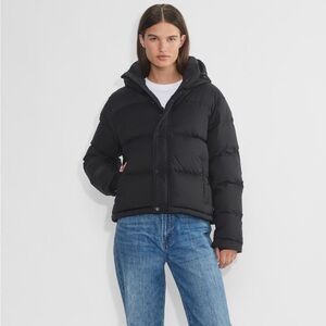 Aritzia The Super Puff Shorty in Black